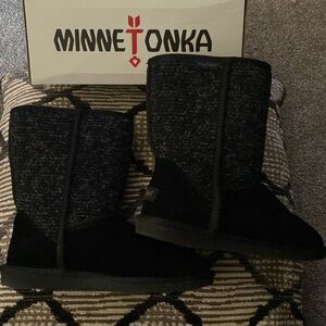 Minnetonka Winter Boots Black